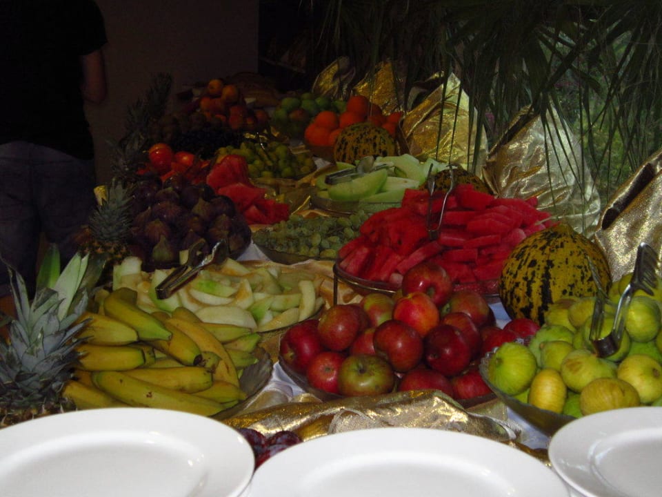 Lecker Obst Hotel Terrace Beach Resort