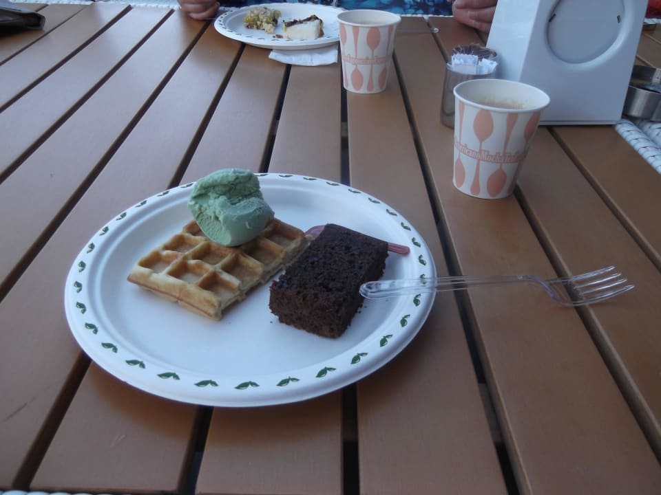 Kaffee und Kuchen Dream World Aqua Hotel