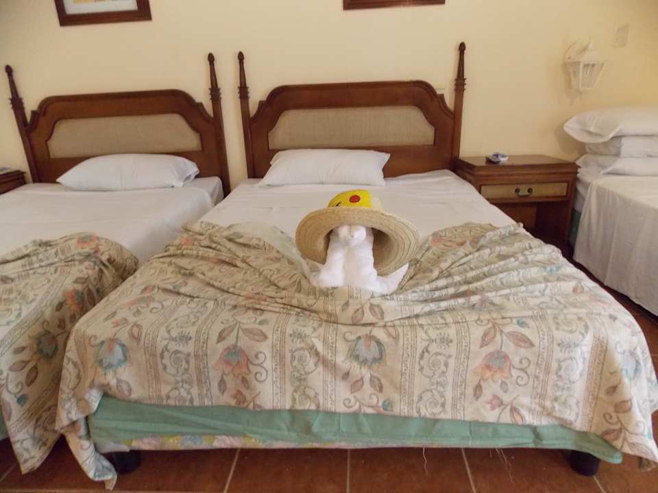 Optisch schön, aber drum herum nicht. Brisas Guardalavaca Hotel & Villas