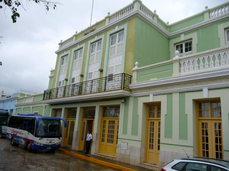 Haupteingang Iberostar Grand Trinidad