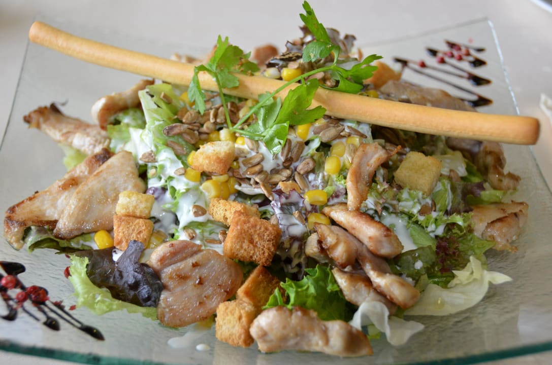 Unschlagbar, der Salat Waldhotel Dornröschenshöh