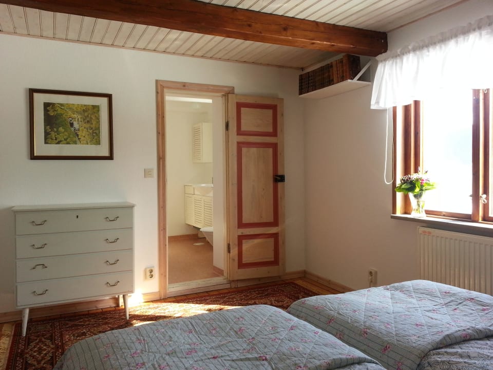 Twinbedroom Guesthouse Landet Bed and Breakfast