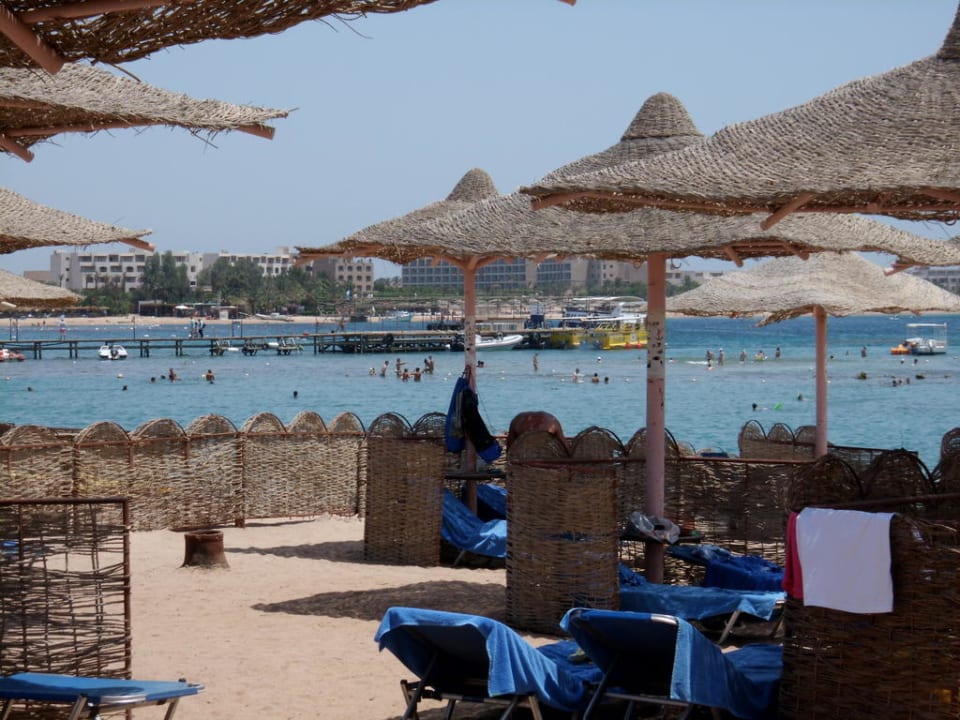 Hoteleigener Strandabschnitt Jaz Makadi Oasis Resort