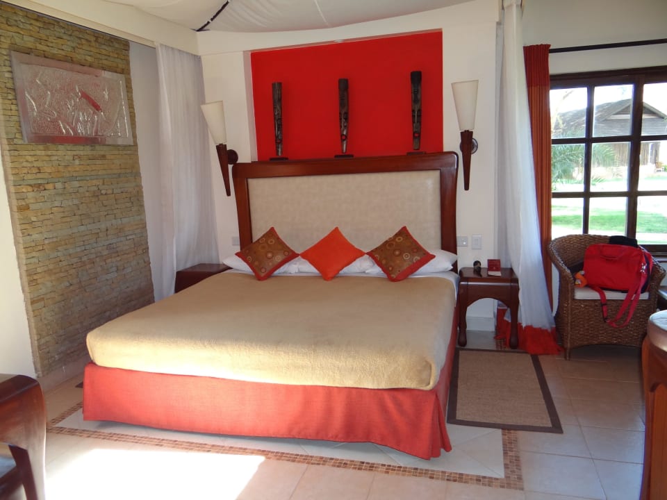 Unser wirklich schönes Bett! Ol Tukai Lodge