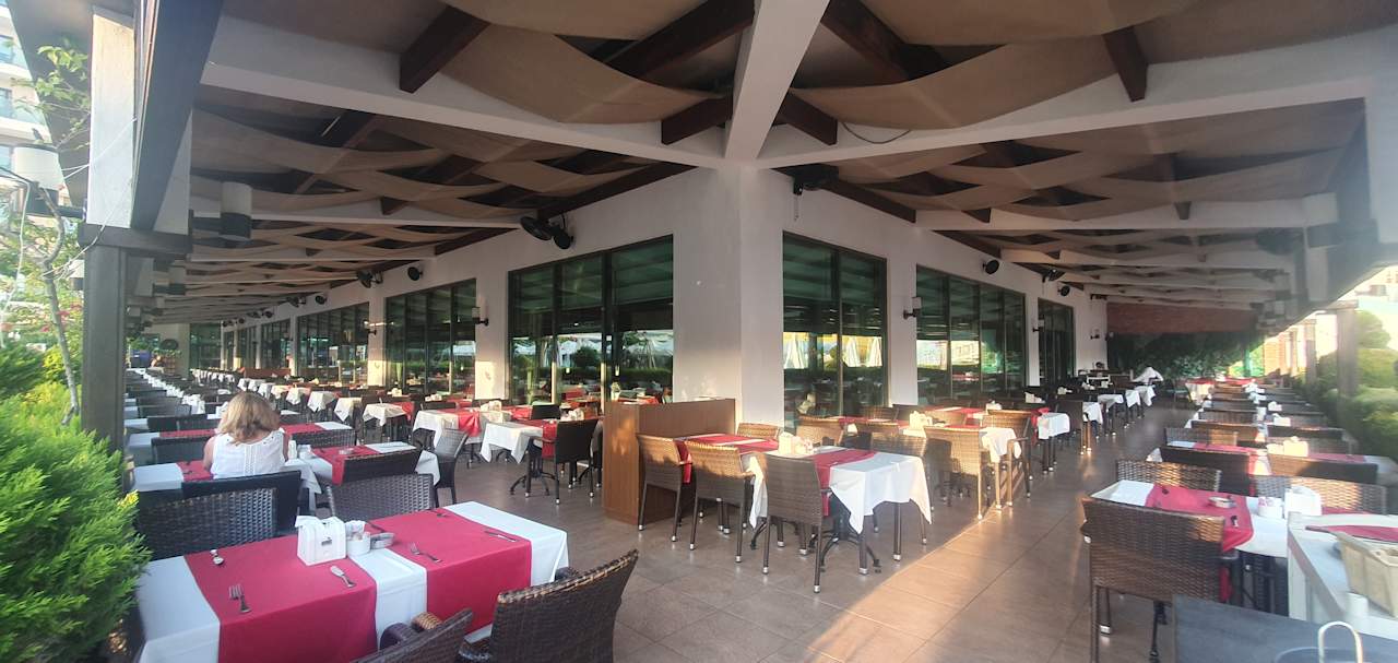 Gastro Luna Blanca Resort & Spa