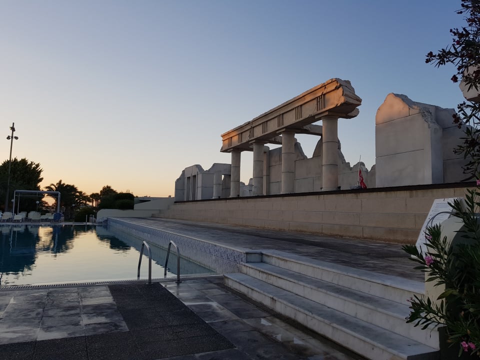 Pool Kipriotis Village Resort