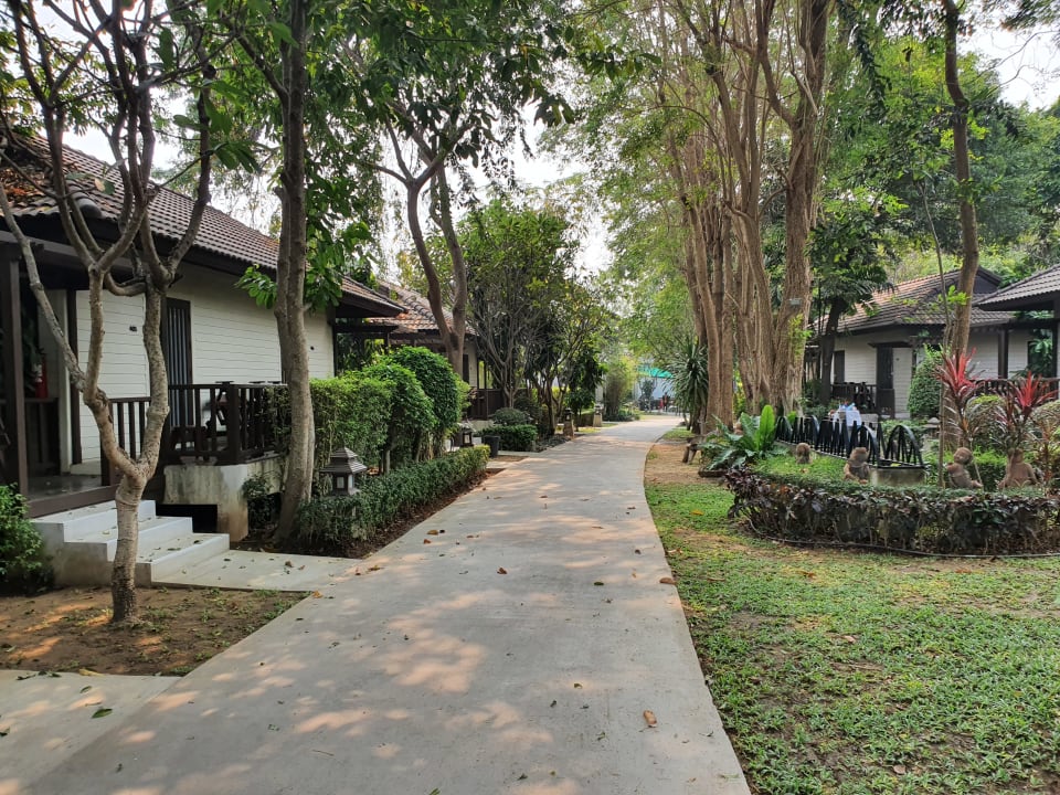 Außenansicht River Kwai Bridge Resort Hotel
