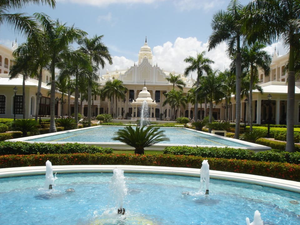 Innenhof Hotel Riu Palace Punta Cana