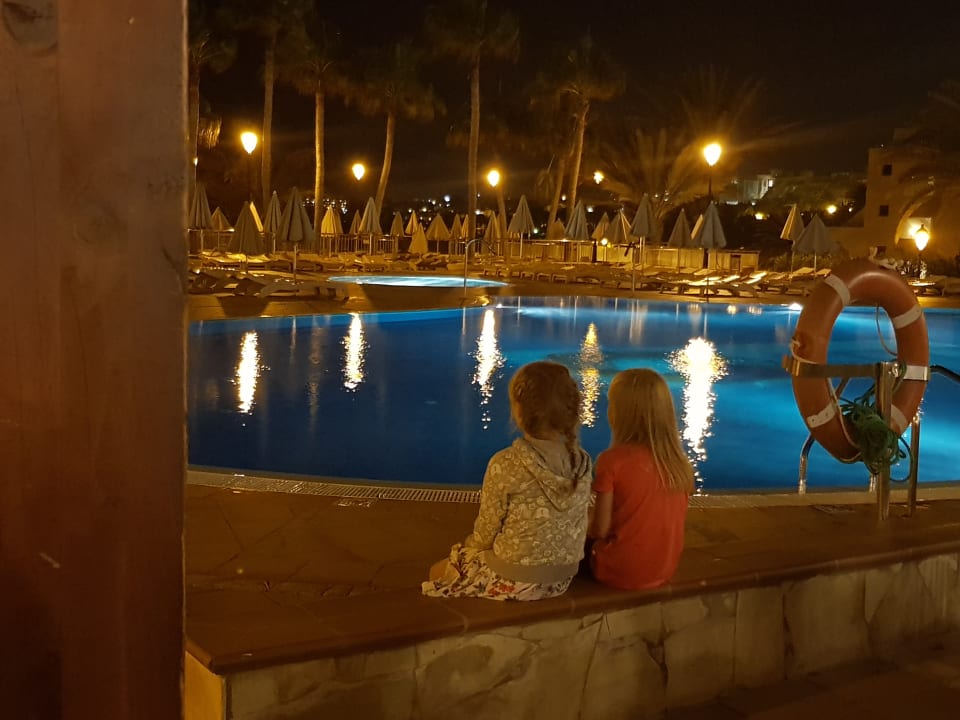 Pool SBH Hotel Taro Beach