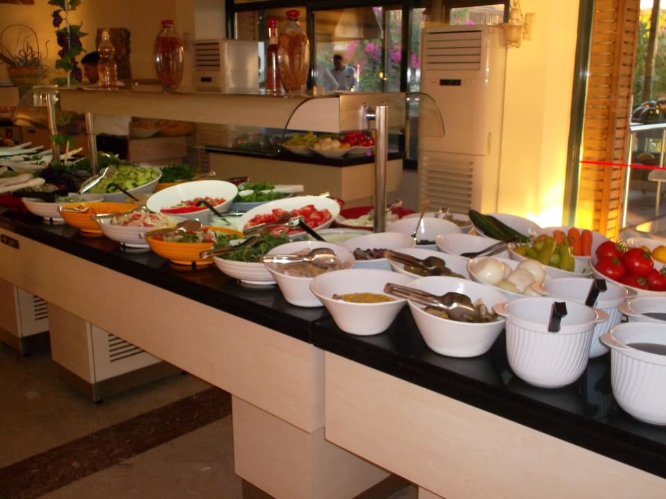 Vielfalt an Essen Aska Hotel Just in Beach