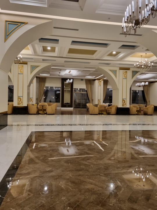 Lobby Haydarpasha Palace