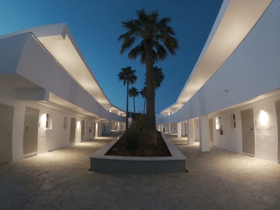 Zimmer Hotel Nissi Beach Resort