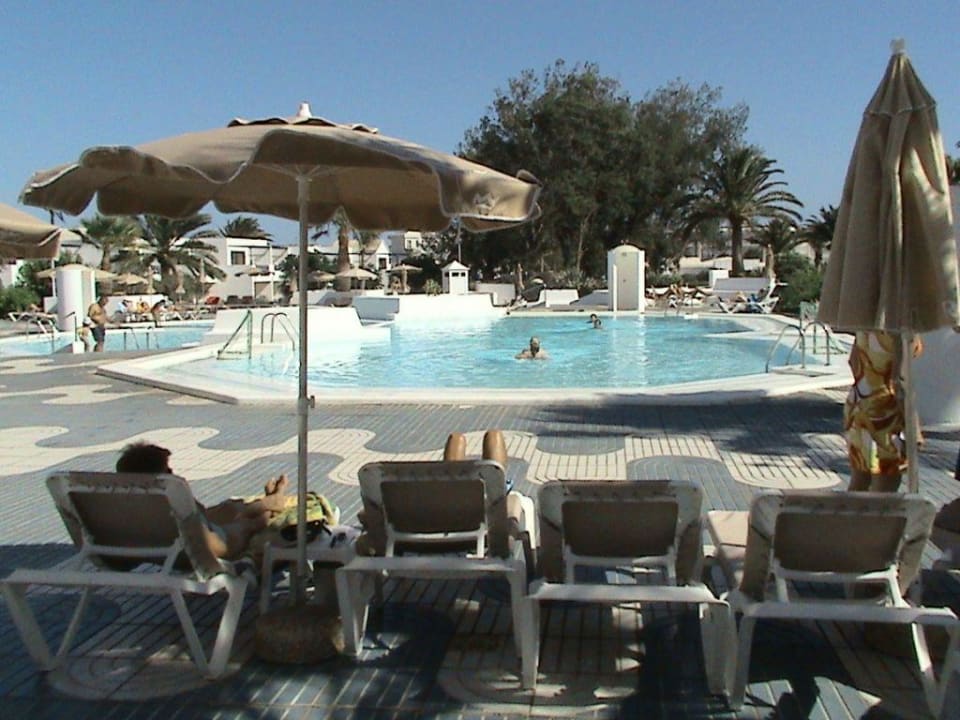 Blick zum Salzwasserpool Relaxia Olivina