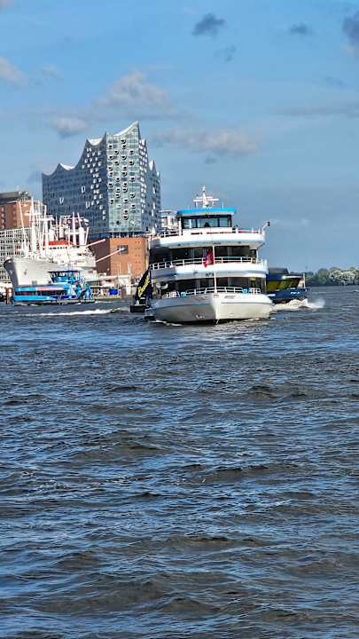 Ausblick Leonardo Hotel Hamburg Altona