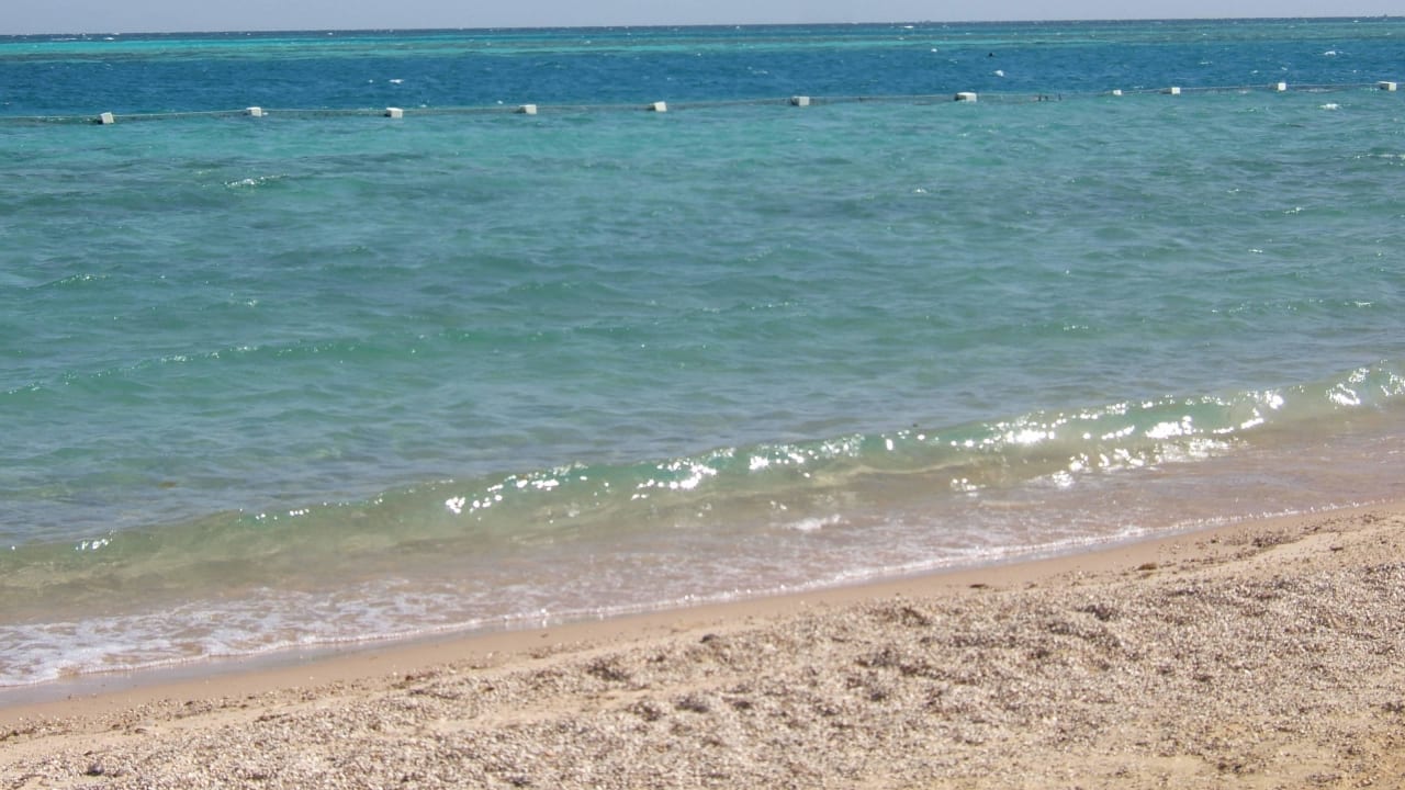 Пляж Sea Star Beau Rivage