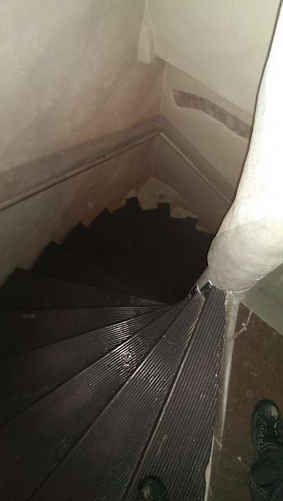 Teppenaufgang Hotel Sven Vintappare