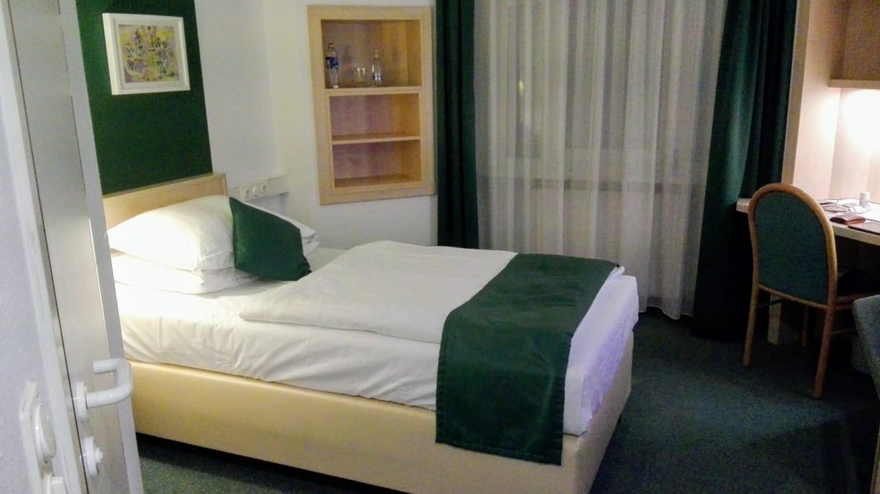 Zimmer Hotel Kaiserin Augusta
