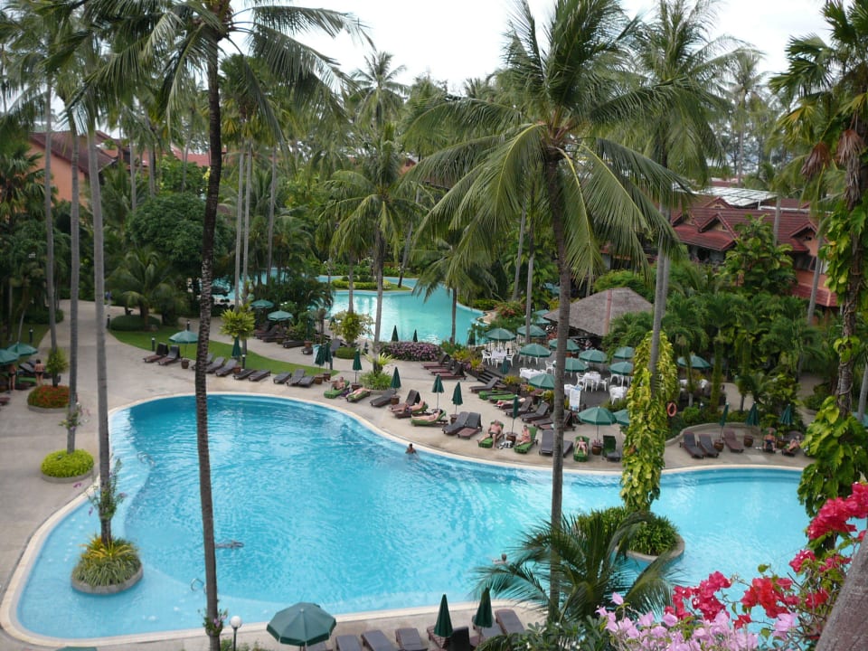 Tropische Poollandschaft Courtyard by Marriott Phuket, Patong Beach Resort