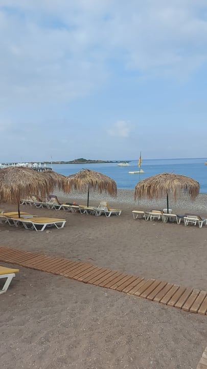 Strand Justiniano Park Conti