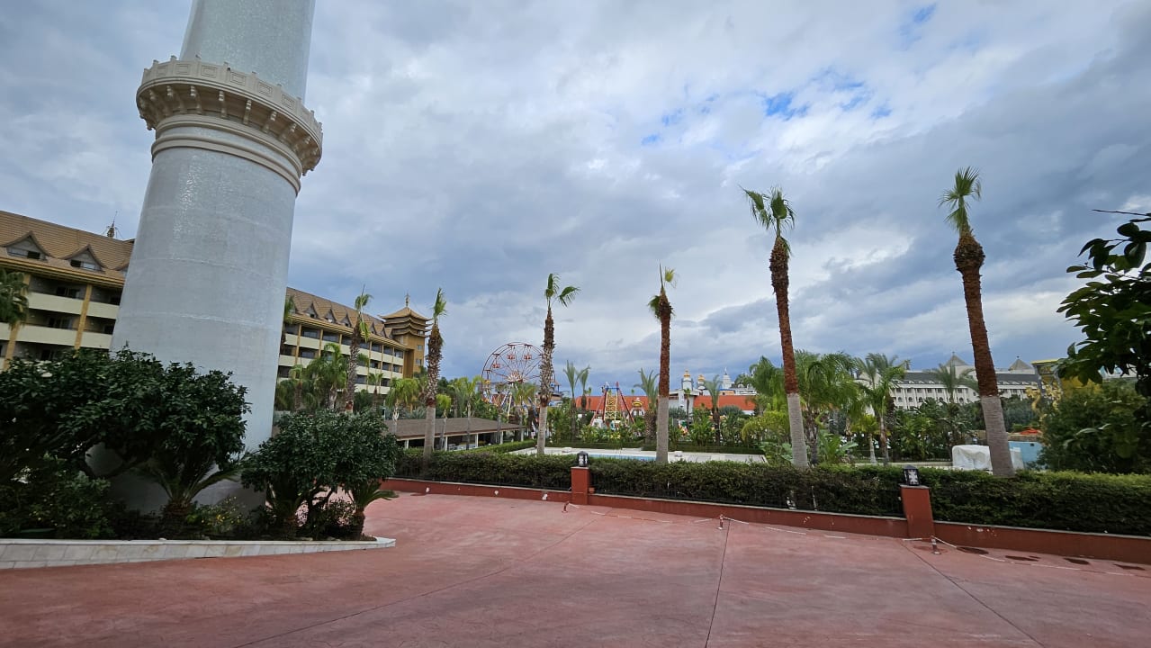 Gartenanlage Royal Taj Mahal Hotel