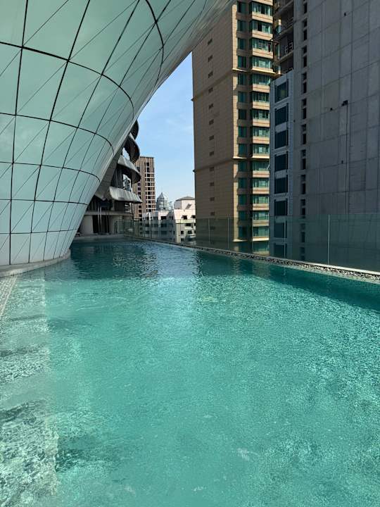 Pool Waldorf Astoria Bangkok