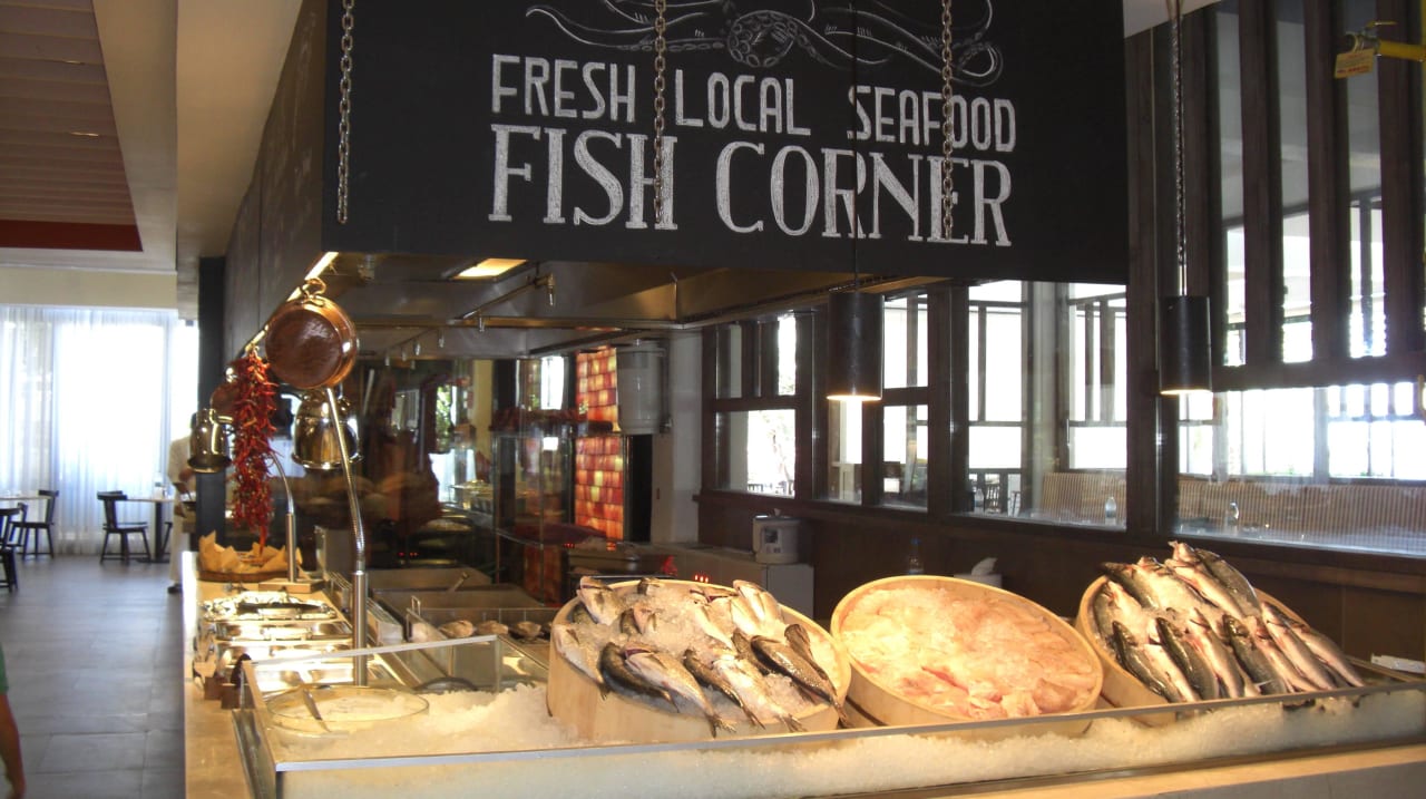 Fischtheke Hillside Beach Club