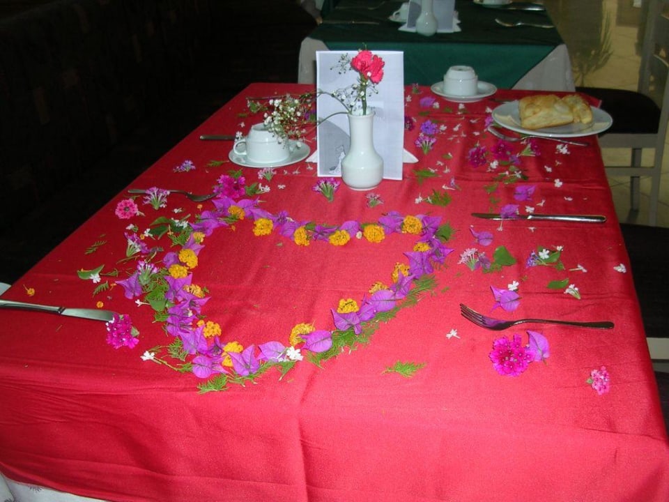 Der geschmückte Tisch  TUI BLUE Palm Garden