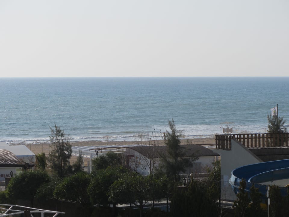 Von der Lobbyterrasse aus Adalya Ocean Deluxe