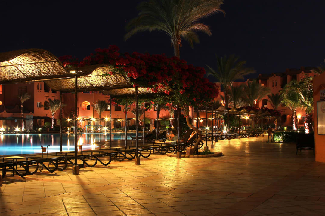 Nachts am Pool Jaz Makadi Oasis Resort