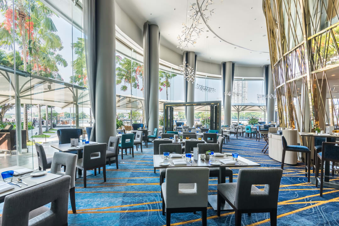 Restaurant Chatrium Hotel Riverside Bangkok