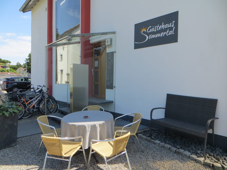 Außenansicht Gästehaus Sommertal