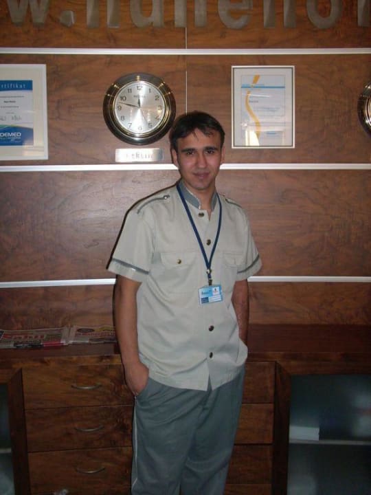 Faruk von der Rezeption Seher Kumköy Star Resort & Spa