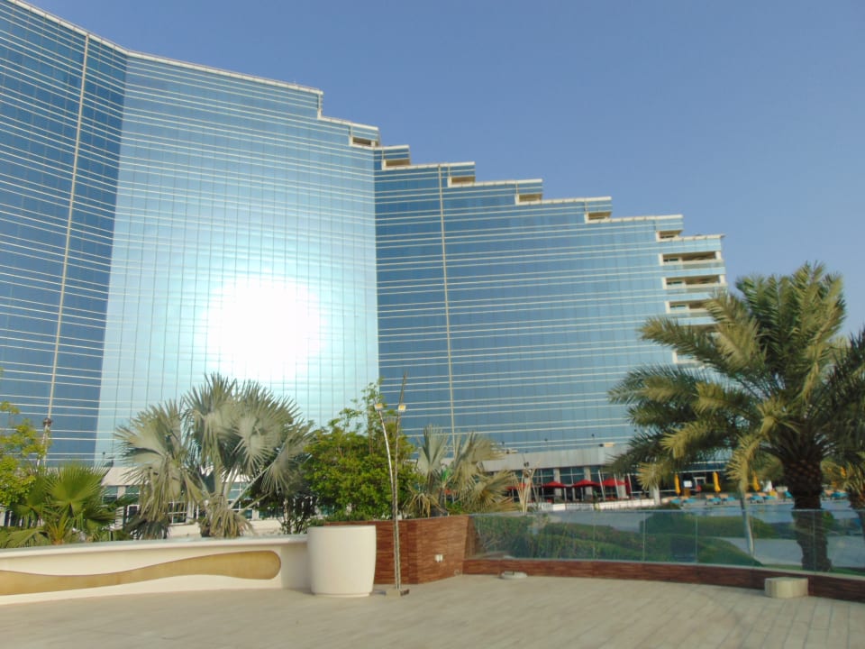 Pool The Art Hotel & Resort