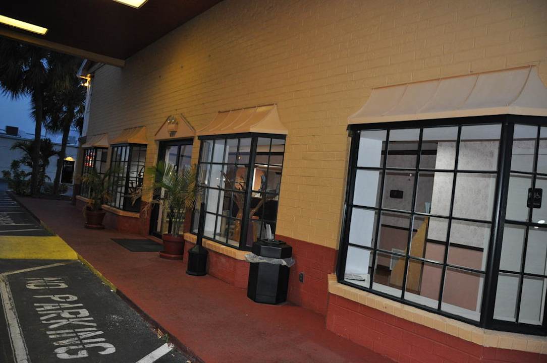 Lobby Howard Johnson Inn Fort Myers