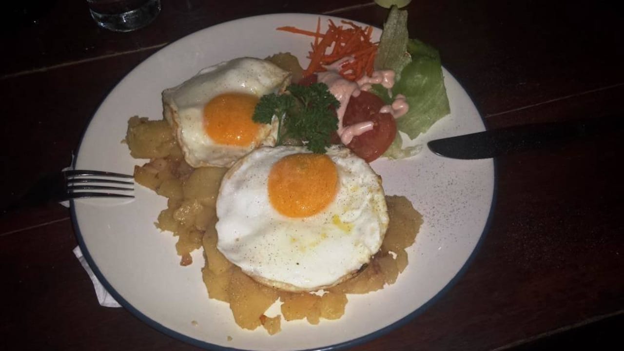Abendessen - Tiroler Gröstl ;) Matahari Tulamben Resort, Dive & Spa