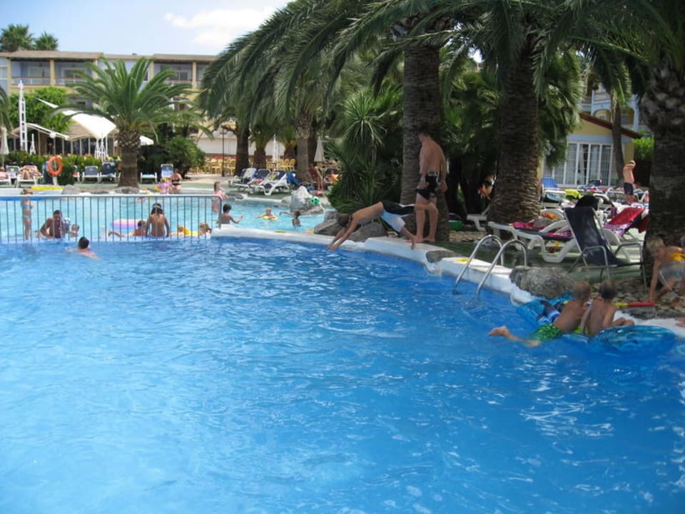 Pool Alcudia Garden Aparthotel