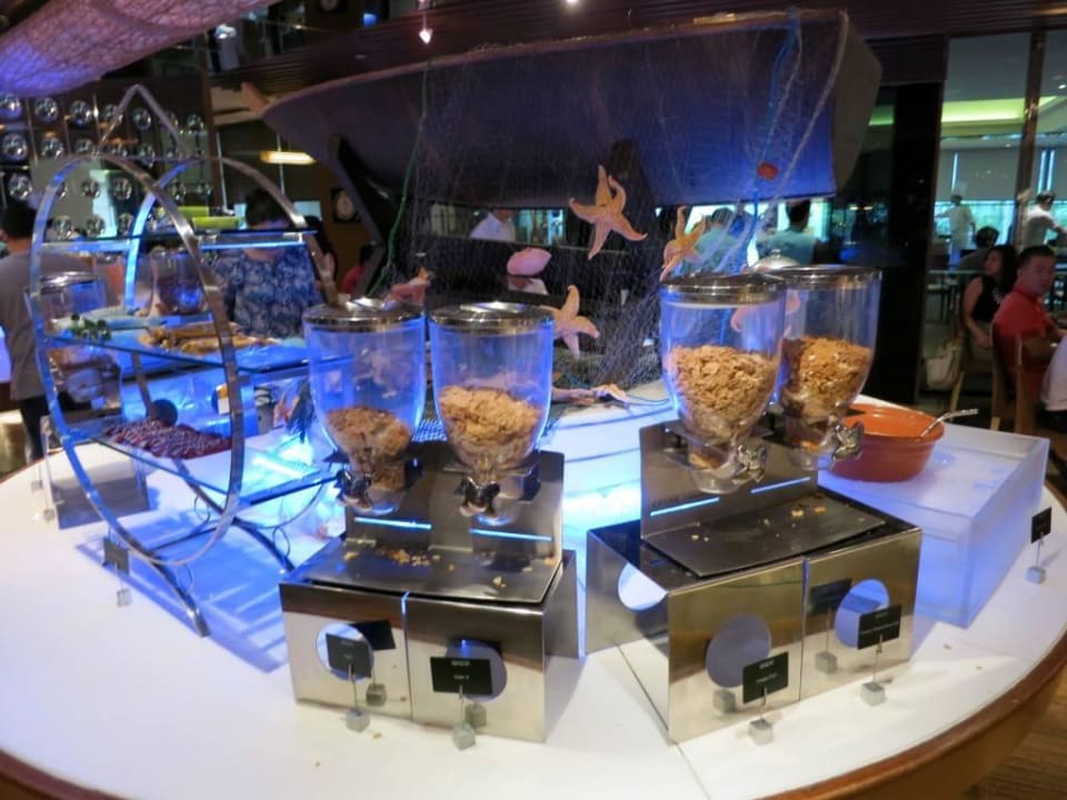 "besseres" Frühstück Parkroyal Collection Marina Bay