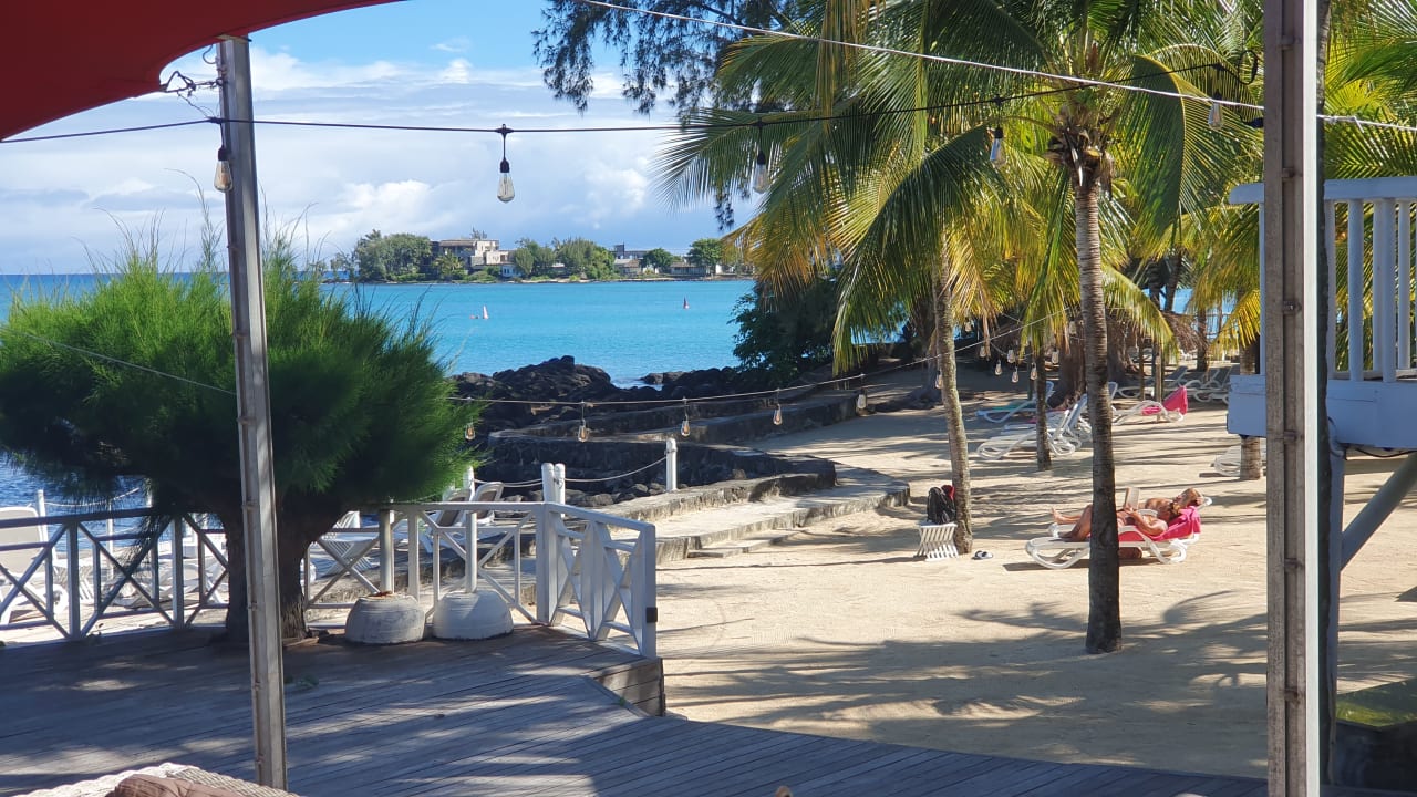 "Teich in der Gartenanlage" Hibiscus Boutique Hotel (Pereybere