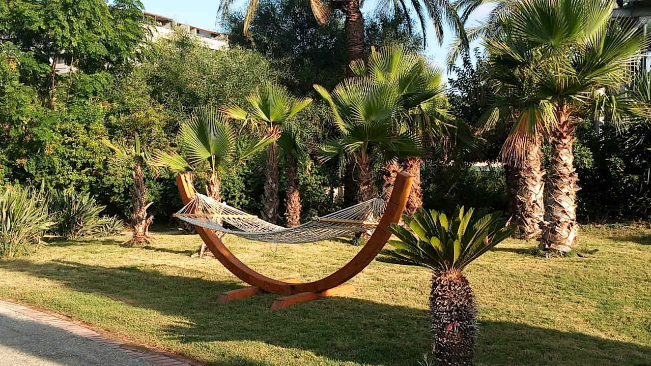 Gartenanlage TUI BLUE Xanthe