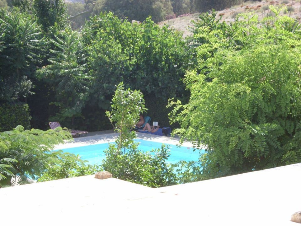 Basen hotelowy Matala Bay Hotel & Apartments