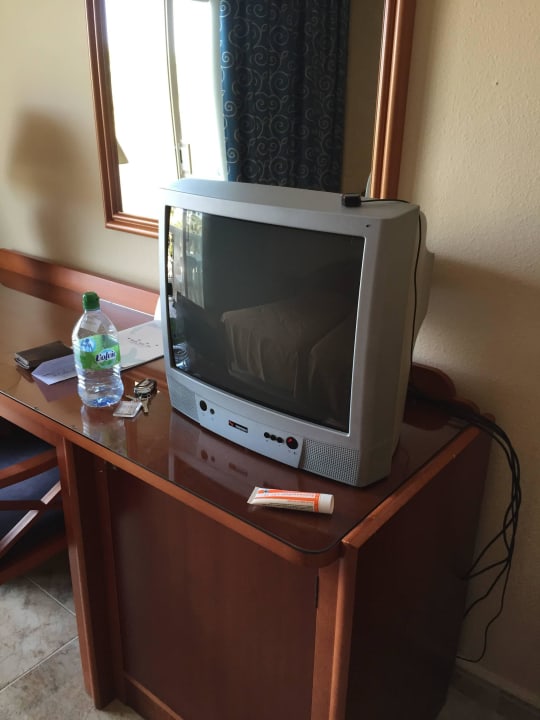 Soetwas zeigt man nicht im Online Prospekt  Hotel Bahia del Sol