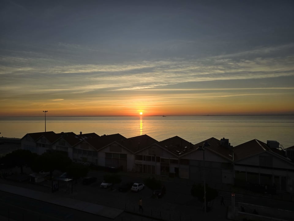 Ausblick The Editory Riverside Hotel, an Historic Hotel