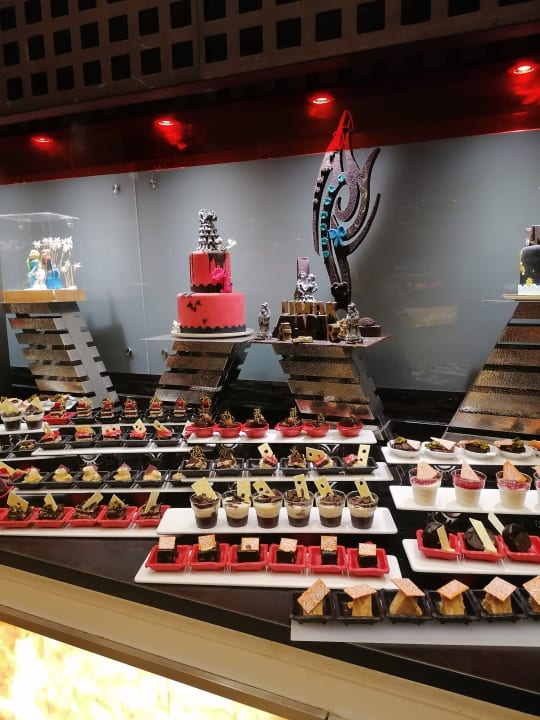 Gastro Limak Lara Deluxe Hotel & Resort