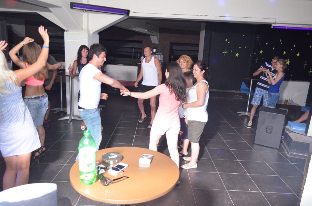 Дискотека в отеле Armas Gül Beach