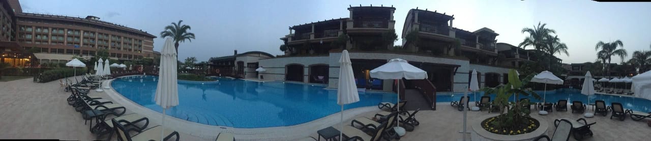 Rundumblick "kleiner" Pool Sunis Kumköy Beach Resort Hotel & Spa