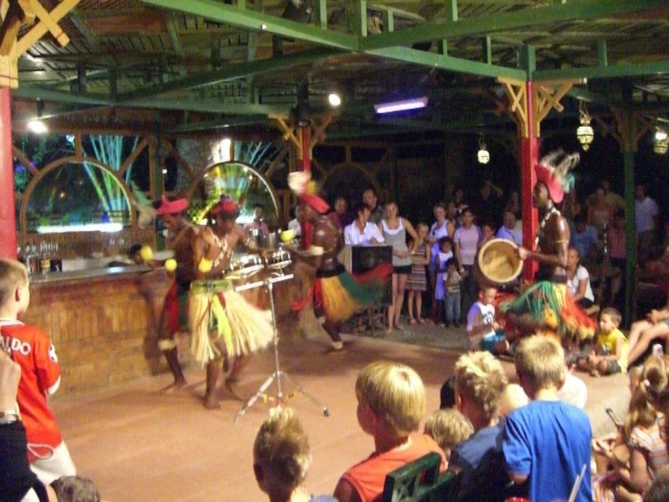 African Show in der Shishabar Giftun Azur Resort