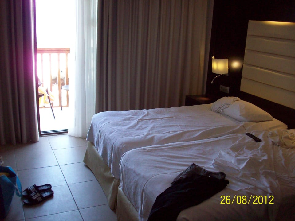 Blick Richtung Balkon Zimmer 1508 TUI BLUE Oceanis Beach and Spa Resort