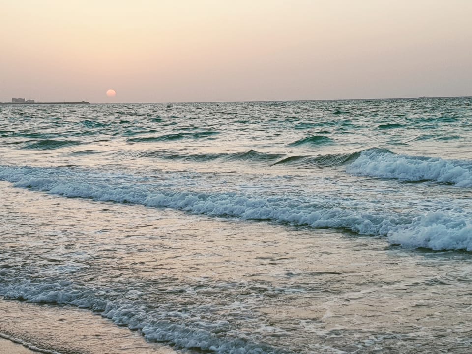 Strand Saadiyat Rotana Resort &  Villas