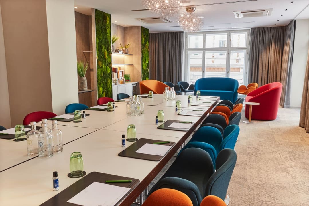 Sonstiges Steigenberger Hotel Herrenhof