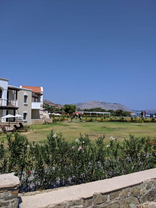 Gartenanlage alltoura Club Hotel Kiotari Miraluna